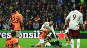 Manchester United abre dois gols de diferença, sofre empate e se complica no Grupo A da Champions League