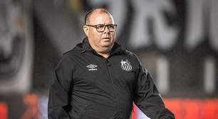 Marcelo Fernandes tem dor de cabeça para montar meio de campo do Santos