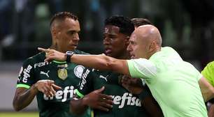 Vitor Castanheira comenta grande partida do Palmeiras e diz que não seca rivais: "Não olhamos pra trás nem pro lado"