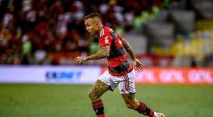 Cebolinha e Everton Ribeiro sentem dores e serão reavaliados pelo Flamengo