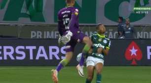 Rony sofre forte pancada e tem suspeita de fratura na costela