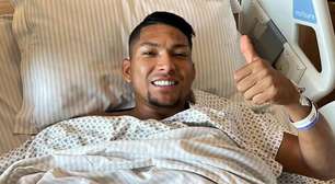 Desfalque do Palmeiras, Rony passa por cirurgia no antebraço e diz: "Atualizado com sucesso"