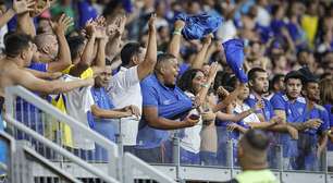 Jogador do Cruzeiro discute com torcedores e faz publicação reclamando na web; veja detalhes