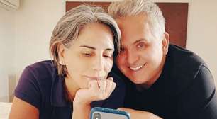 Gloria Pires se derrete pelo marido, Orlando Morais, e celebra: "Sextando há 35 anos"