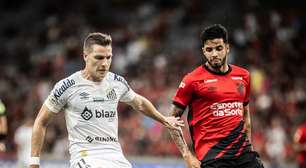 Santos perde para o Athletico, mas depende só de si para escapar da queda
