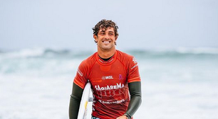 Surfista João Chianca sofre acidente no Havaí e é retirado desacordado do mar