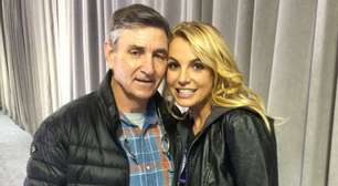 Pai de Britney Spears tem a perna amputada após infecção; entenda o que aconteceu