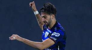 "Carrasco na Sula": Jornalista 'entrega' interesse do São Paulo em centroavante argentino do Del Valle