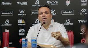 Presidente do Atlético-GO dá detalhes sobre as negociações com meia-atacante gringo: "Querem vender em dólares"