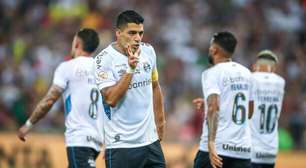 Suárez destaca 'jogo perfeito' em despedida do Grêmio: 'Eu procurei desfrutar'