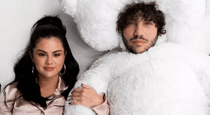 Selena Gomez surpreende ao confirmar namoro com Benny Blanco