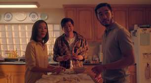 'Irmãos Sun': Michelle Yeoh chega poderosa em trailer da Netflix