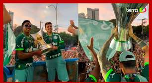 Elenco do Palmeiras comemora título do Brasileirão com torcedores na Academia de Futebol