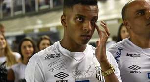 Rodrygo é criticado por publicação após rebaixamento do Santos: 'Cadê a noção?'