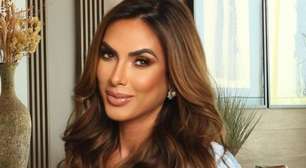 Nicole Bahls monta árvore de Natal luxuosa em mansão; Veja!