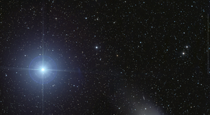 Destaque da NASA: cometa 12P e estrela brilhante são foto astronômica do dia