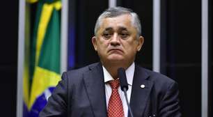 'Se tiver que fazer déficit, vamos fazer, ou a gente não ganha a eleição', diz líder do governo Lula