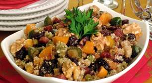 Farofa de Natal molhadinha, deliciosa e fácil de preparar