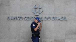 Selic deverá terminar o ano em 11,75%