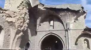 Imagens revelam grandes danos na mesquita mais antiga de Gaza