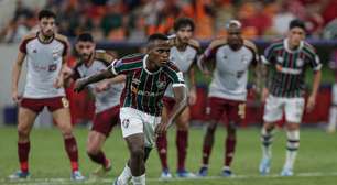 Autor do primeiro gol do Fluminense no Mundial, Arias comenta sobre chutes na trave: 'Fiquei puto'