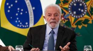 Lula avalia ataques em Brasília que culminaram no 8 de janeiro: 'Polícia acompanhando sem fazer nada'