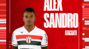 Botafogo-SP anuncia a contratação do atacante Alex Sandro para 2024