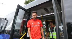 Torcedores do Inter fazem festa para receber Lucas Alario