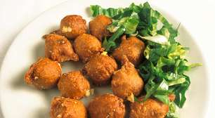 Bolinho de Milho com Frango