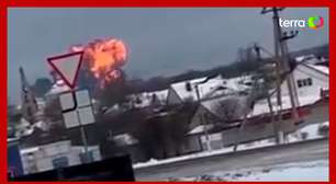 Avião militar com prisioneiros ucranianos cai na Rússia e deixa 74 mortos