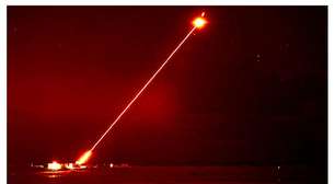 Laser militar de alta potência derruba drones em pleno voo