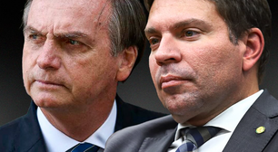 'Implacável perseguição', diz Bolsonaro sobre operação da PF contra Ramagem
