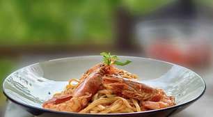 Linguine ao Molho de Camarões