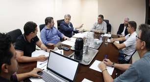 Em reunião com a Ferj, diretorias de Fluminense e Vasco definem arbitragem para o clássico
