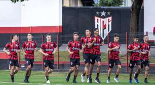 Tudo certo! Atlético-GO regulariza a chegada de mais dois reforços e atletas já podem estrear pelo clube no Goianão