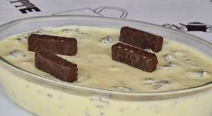 Sobremesa rápida e bem cremosa é só bater tudo e esperar gelar