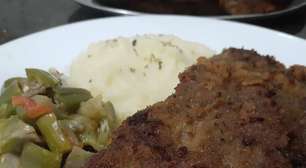 Bifes de fígado à milanesa que fica muito bom: FÁCIL