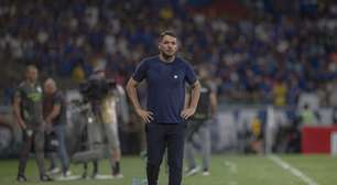 Lacarmón lamenta queda de rendimento do Cruzeiro após sofrer o primeiro gol