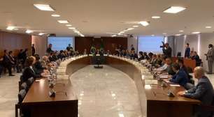 Comissão de Ética da Presidência abre processo contra ministros de Bolsonaro por reunião golpista