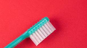 Cerdas duras limpam mais? Como escolher a escova de dente ideal