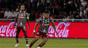 Volante do Fluminense, André lamenta gol no fim, mas vê bom comportamento do time em Quito