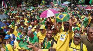 Apoiadores atendem Bolsonaro e chegam à Paulista sem faixas e cartazes contra o STF