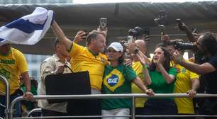 Michelle adota tom religioso, defende Bolsonaro e chora em discurso em ato na Paulista