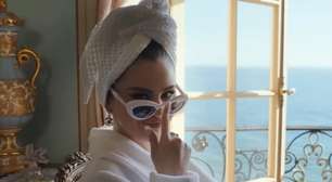 Selena Gomez se inspira na vida parisiense em novo clipe