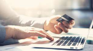Usar todo limite do cartão de crédito faz o limite aumentar? Descubra