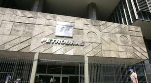 Tombo da Petrobras apaga ganhos recordes recentes e reforça temor de ingerência do governo