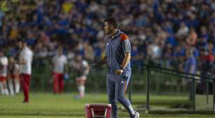 Larcamón analisa empate do Cruzeiro e explica opções táticas