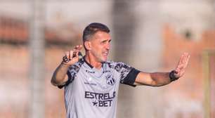 Técnico do Ceará revela preocupação com número de gols sofridos pela equipe: "Isso me incomoda"
