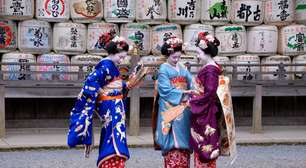 Kyoto bane turistas do bairro das gueixas