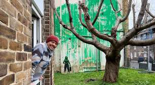 'Você é o Banksy?': o dia em que o artista de rua mais enigmático do mundo pintou um mural ao lado da minha casa